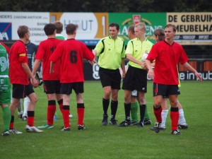 WK-ganger Walter Vromans was assistent-scheidsrechter